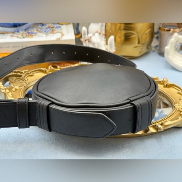 🆕 DIESEL 🧿 NWOT Rinke Circle Shoulder Bag - All Black - Picture 9 of 14